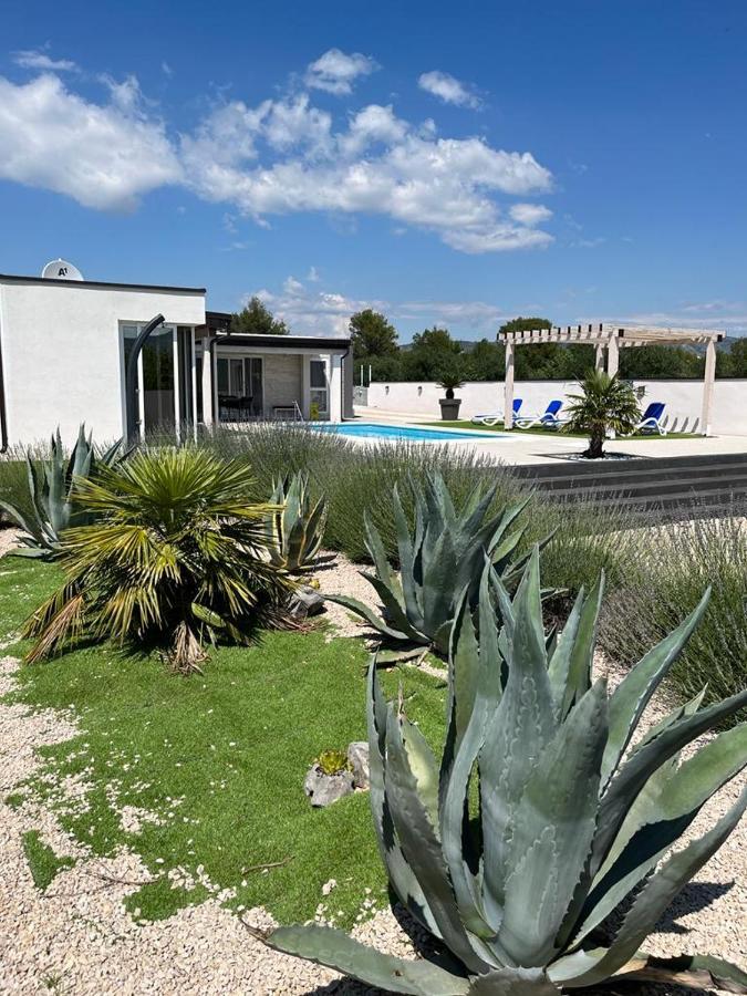 Resort Renjeland Šibenik Eksteriør bilde